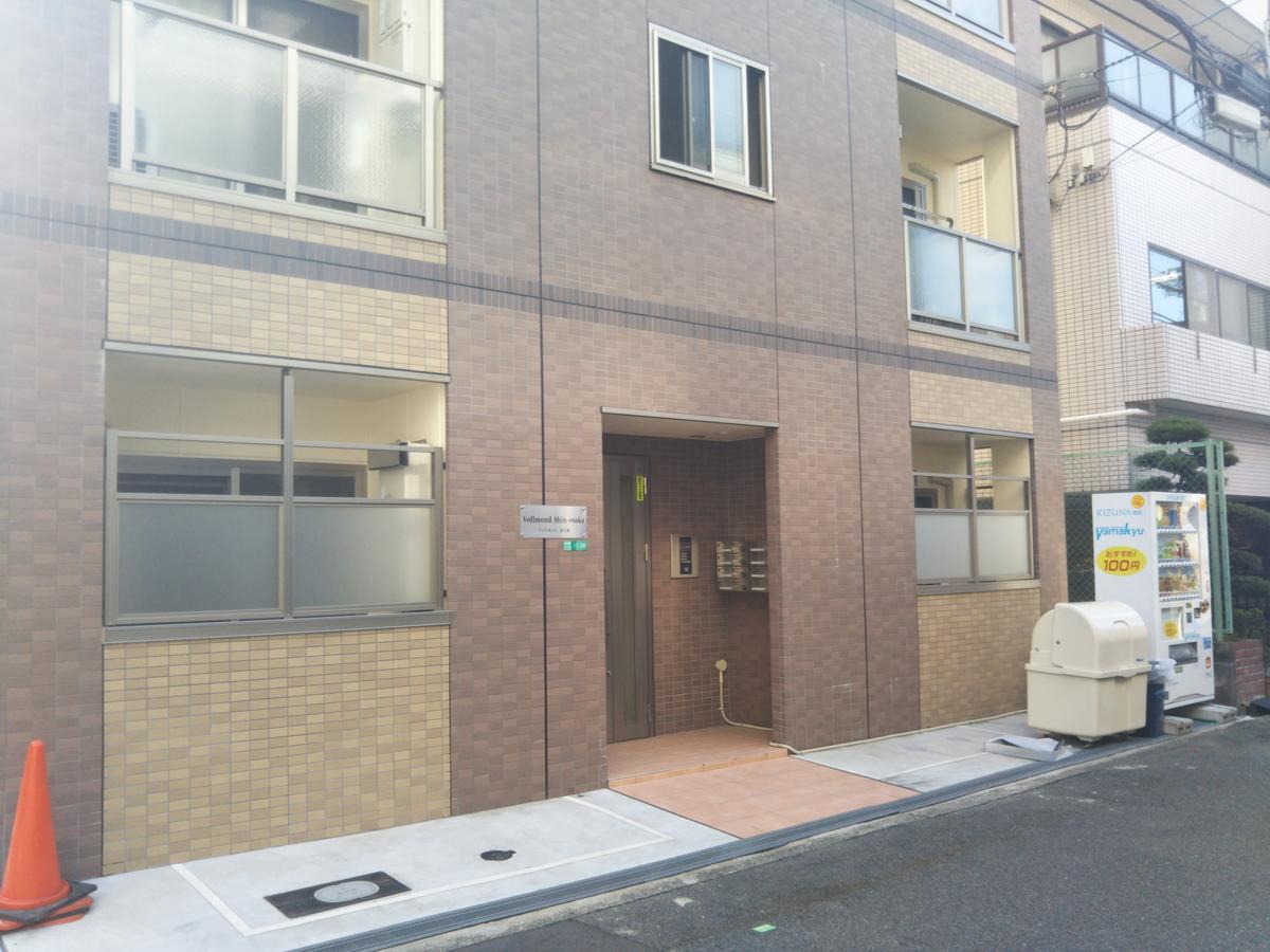 Gottsu Shinosaka Apartment Luaran gambar